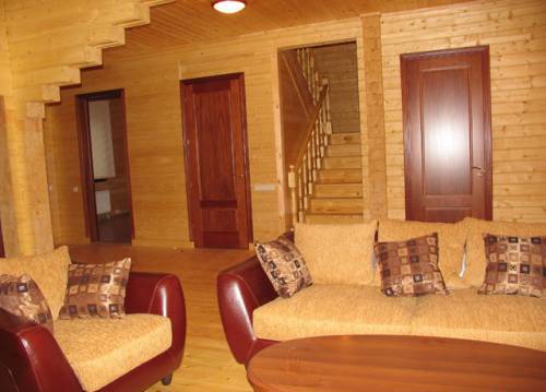 межкомнатные двери для деревянного дома